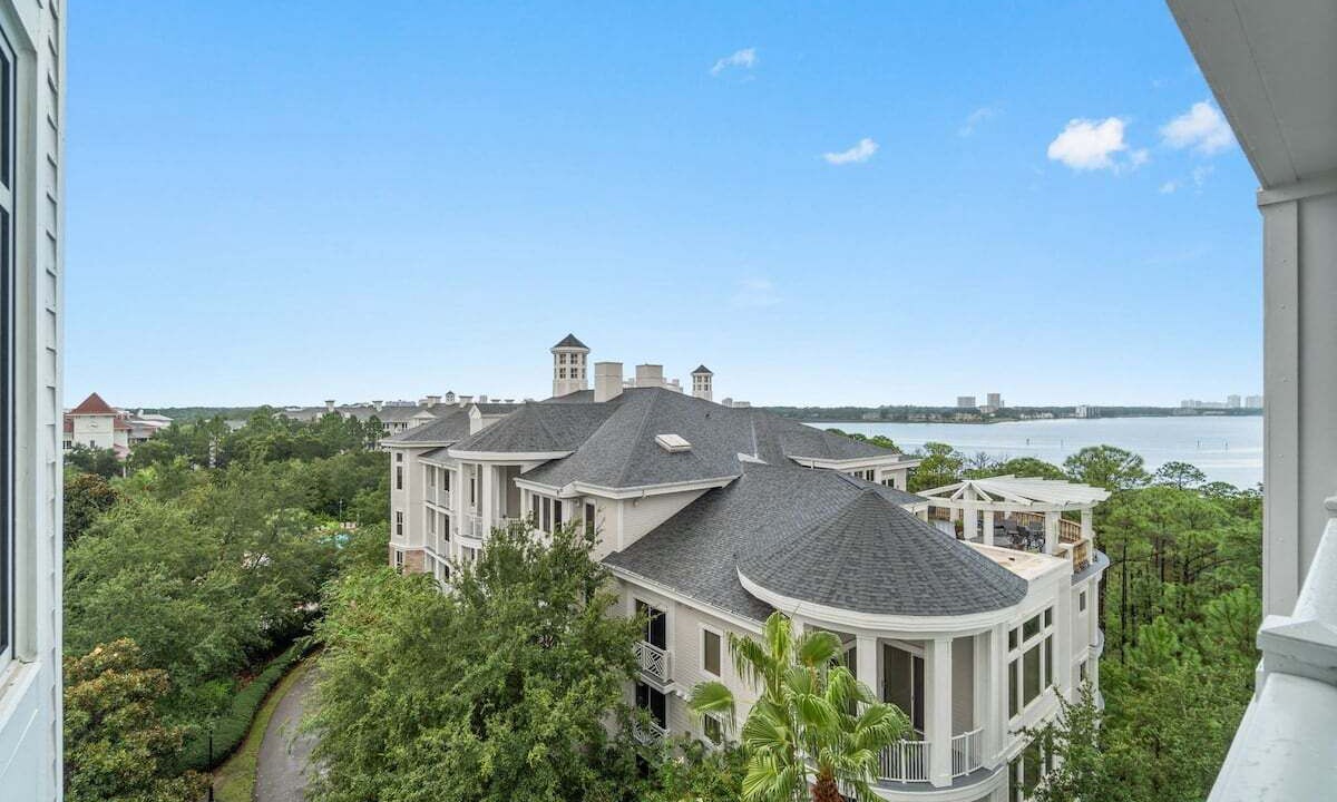 Photo of Patio Balcony in Baytowne Wharf