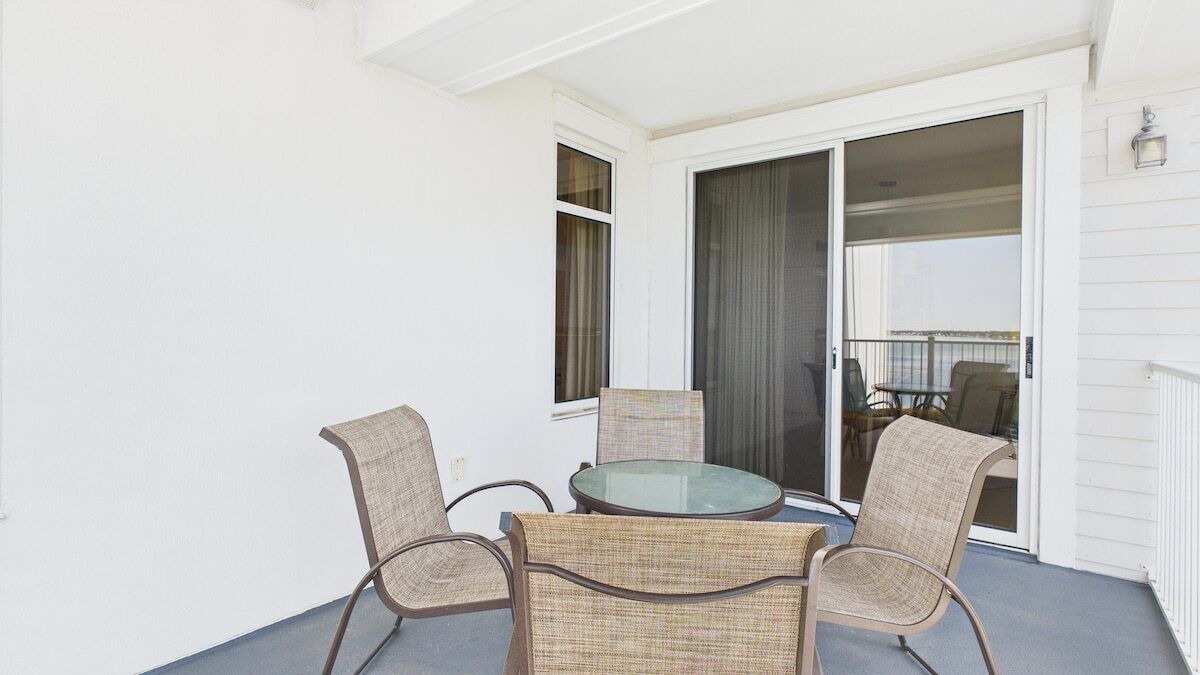 Photo of Patio Balcony in Baytowne Wharf