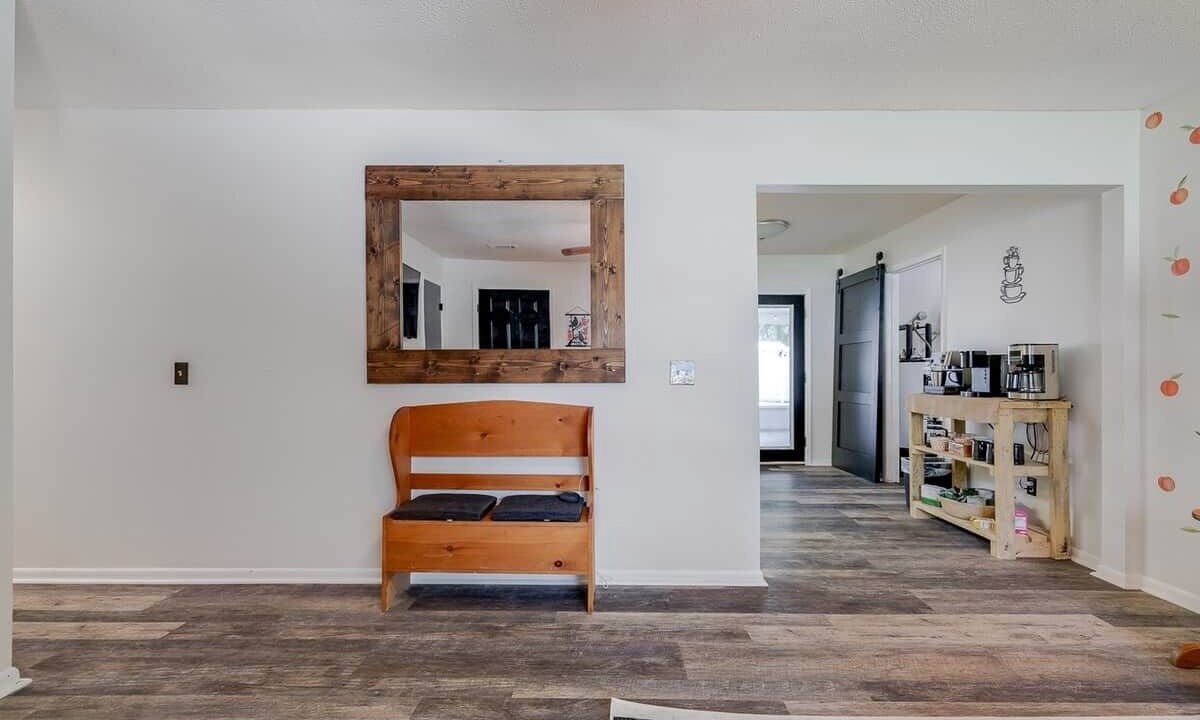 Photo of Livingroom in Pooler