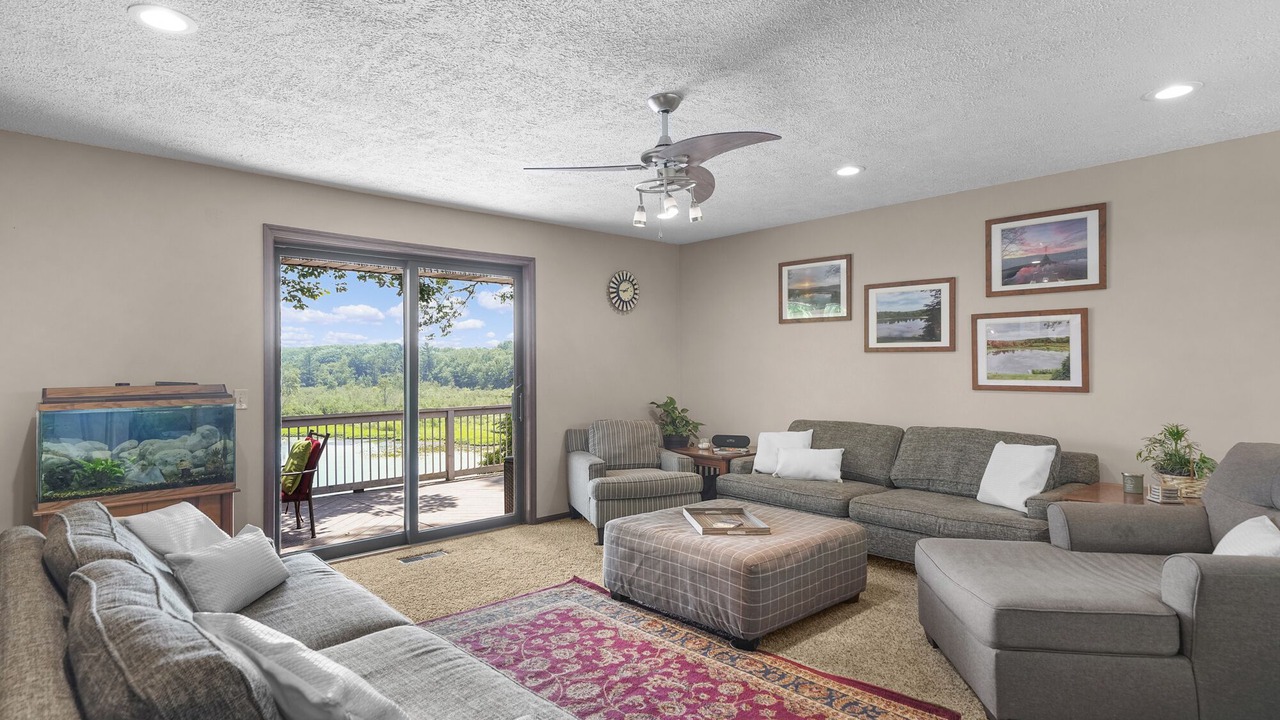 Photo of Livingroom in West Olive