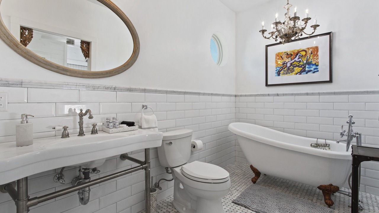 Photo of Bathroom in Bay St Louis