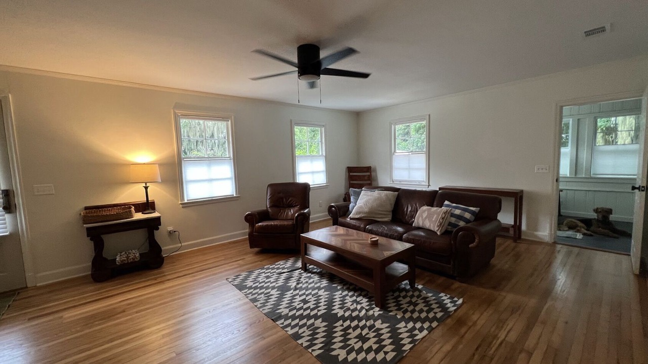 Photo of Livingroom in Brunswick