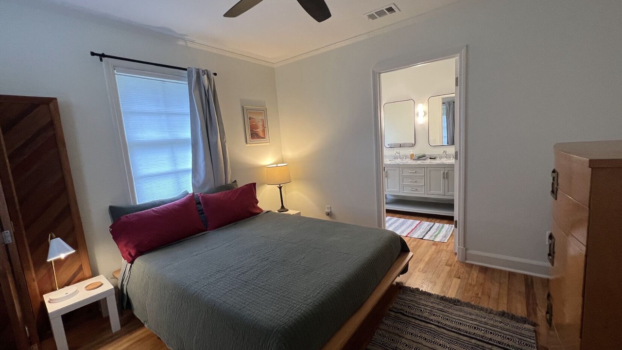 Photo of Bedroom in Brunswick