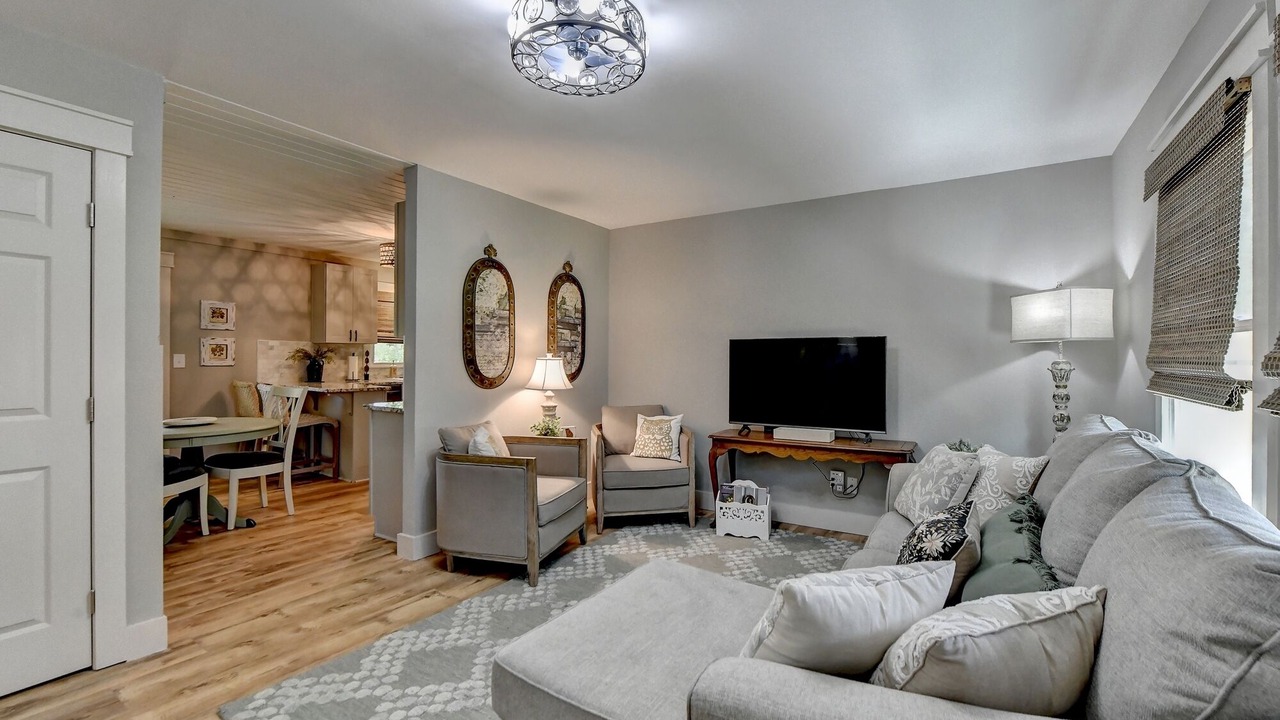 Photo of Livingroom in Church Street