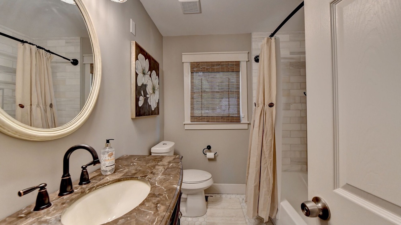 Photo of Bathroom in Church Street