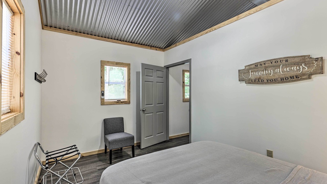 Photo of Bedroom in East Tallassee