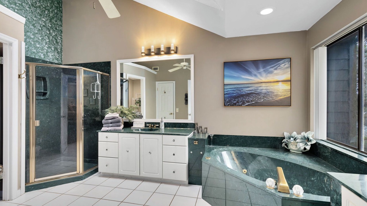 Photo of Bathroom in Umatilla