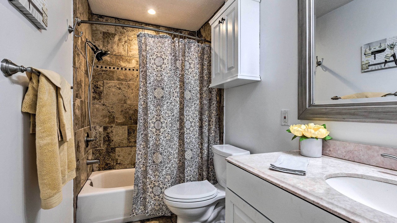 Photo of Bathroom in Hattiesburg