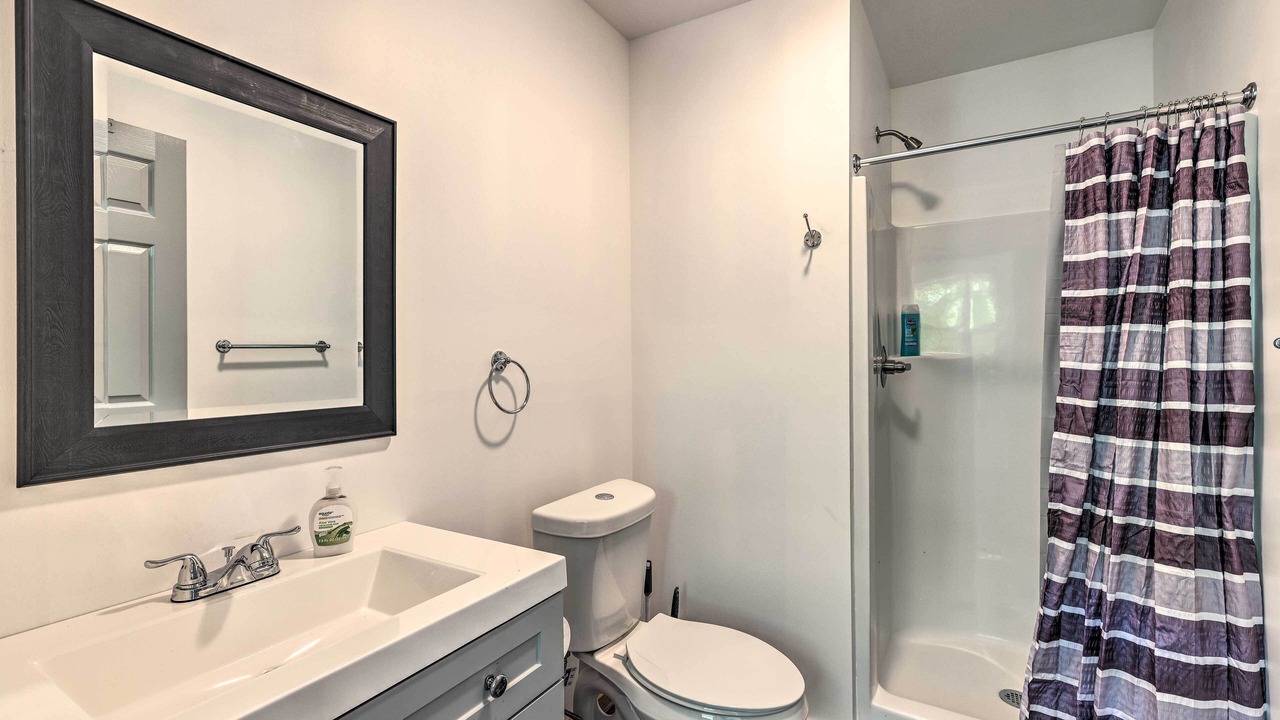 Photo of Bathroom in East Tallassee