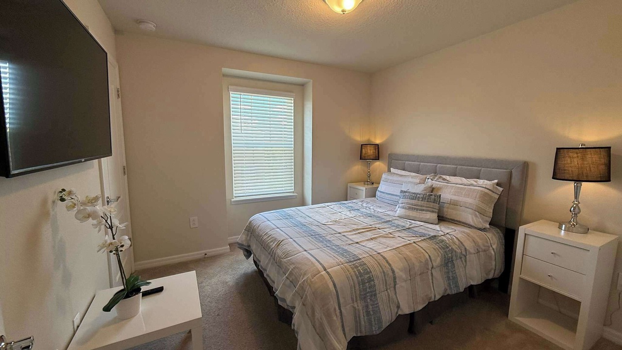 Photo of Bedroom in Loughman