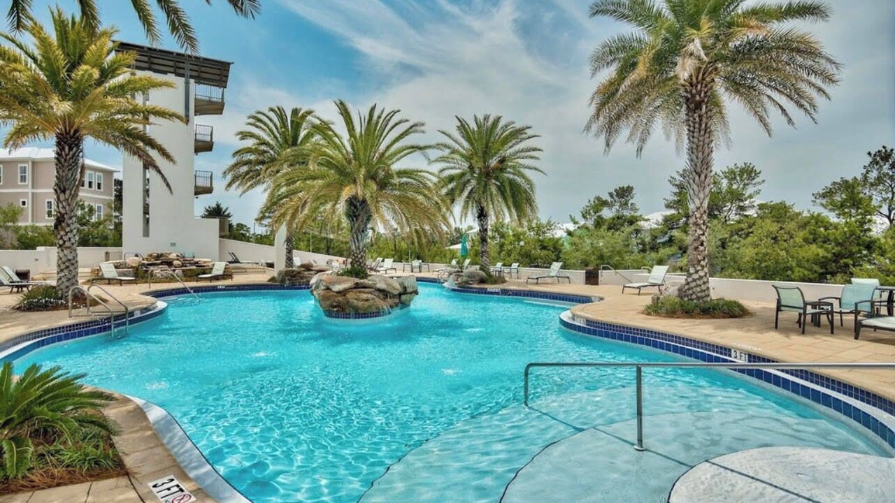 Photo of Outdoor in Lakeside at Blue Mountain Beach