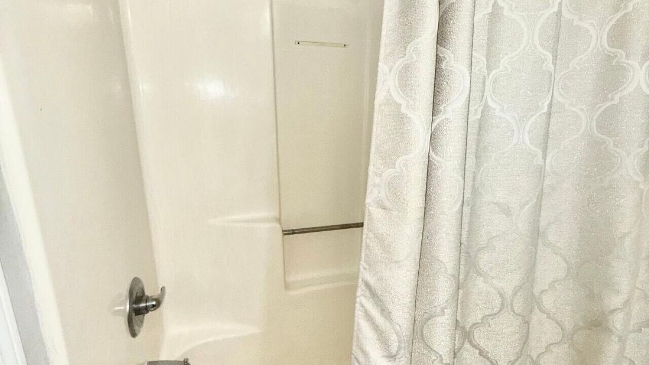 Photo of Bathroom in Ono Island