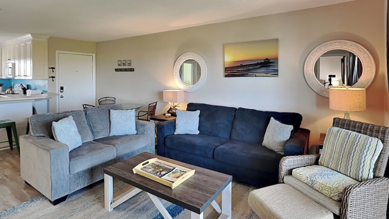 Photo of Livingroom in Tybee Island