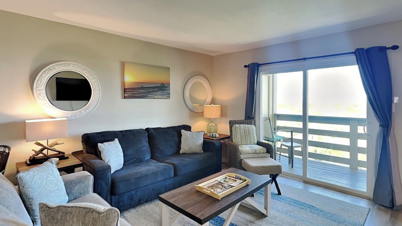 Photo of Livingroom in Tybee Island