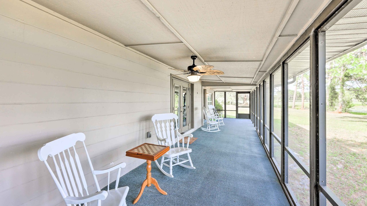 Photo of Patio Balcony in Crescent City