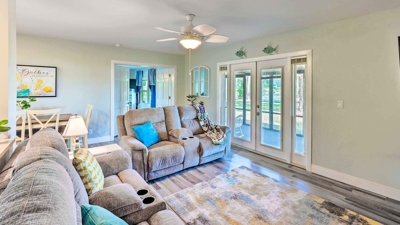 Photo of Livingroom in Crescent City