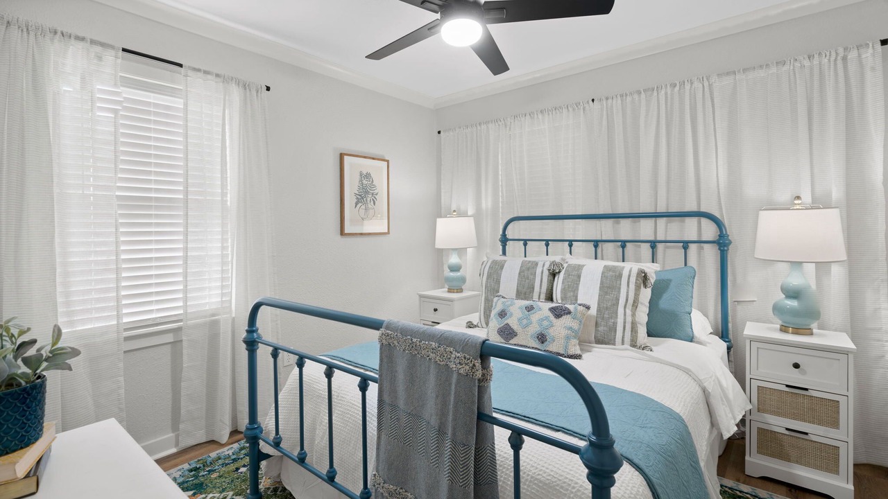 Photo of Bedroom in Laurel