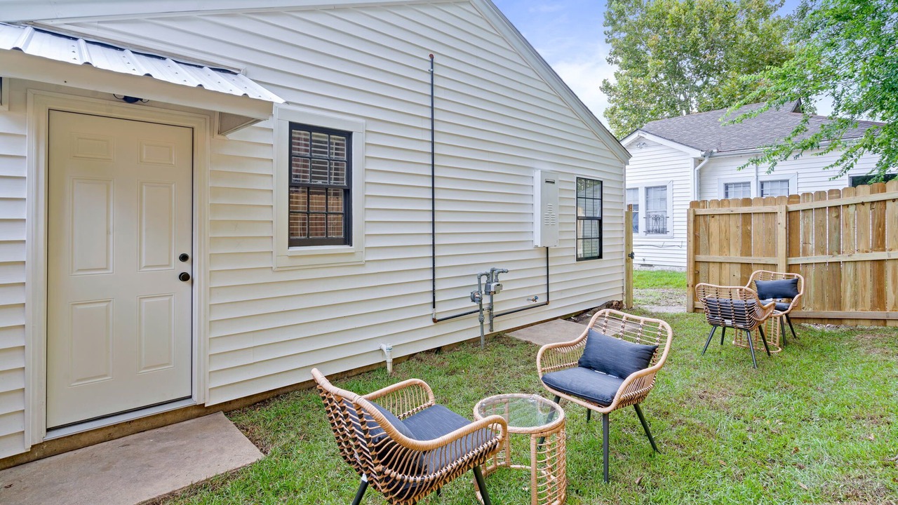 Photo of Outdoor in Laurel