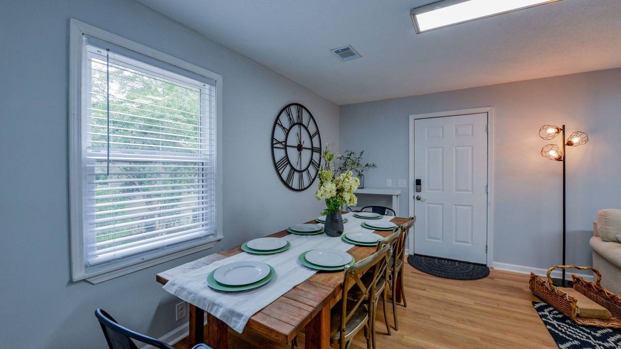 Photo of Livingroom in Northport