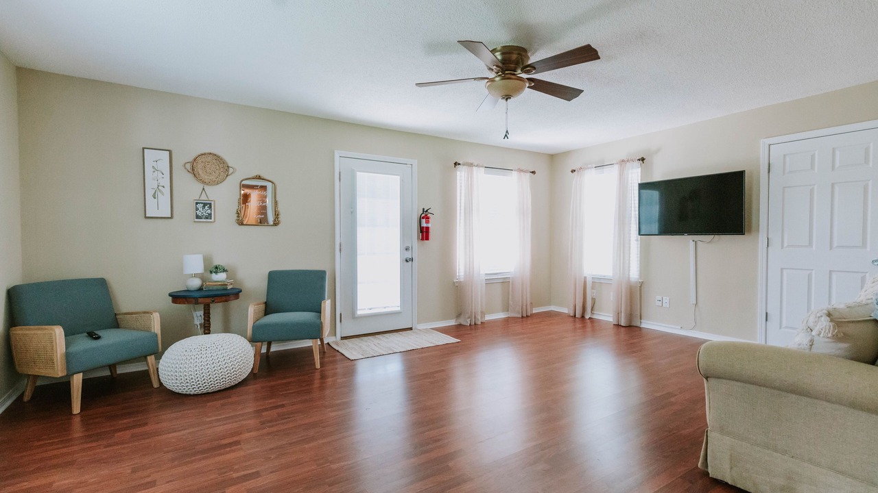 Photo of Bedroom in Ocean Springs