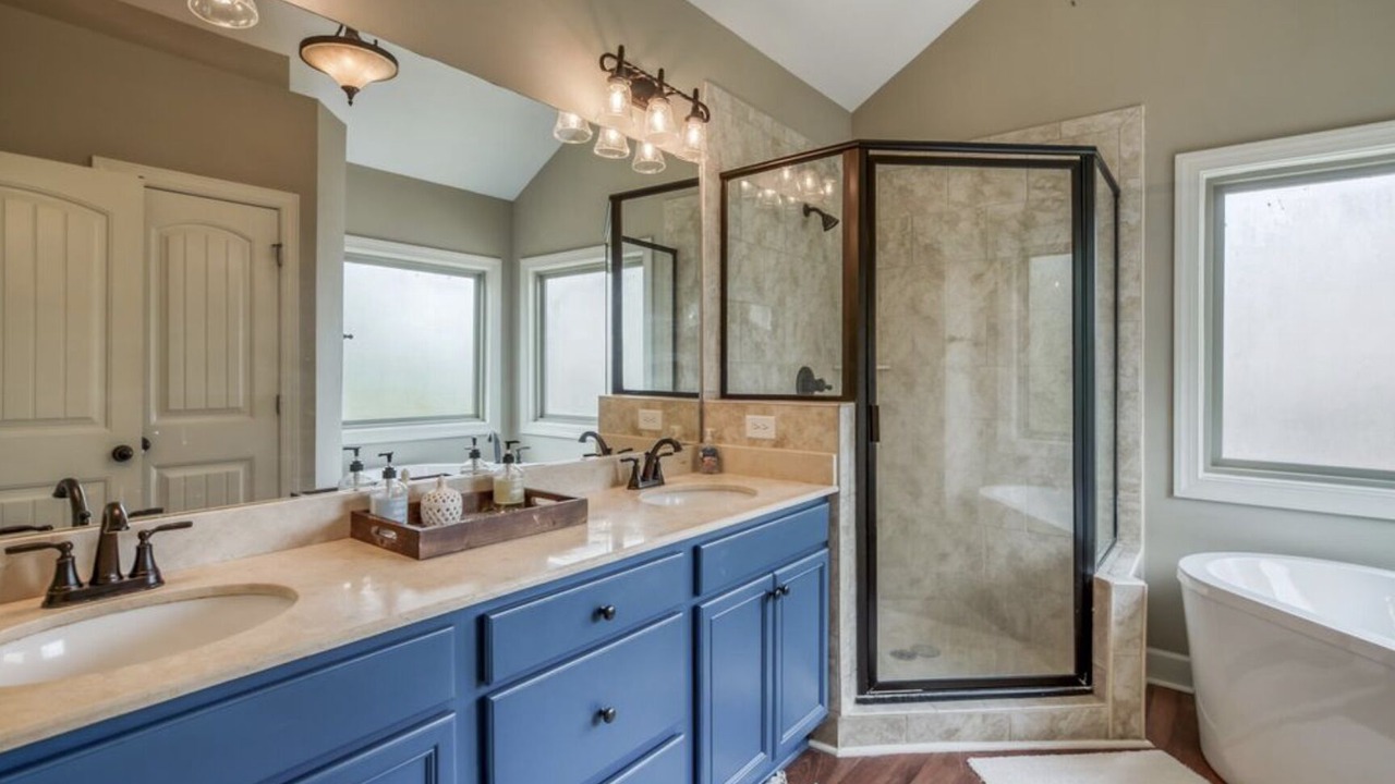 Photo of Bathroom in Eatonton
