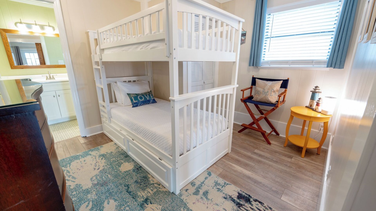 Photo of Bedroom in Magnolia Bluffs