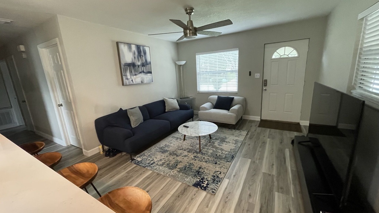 Photo of Livingroom in Eatonville