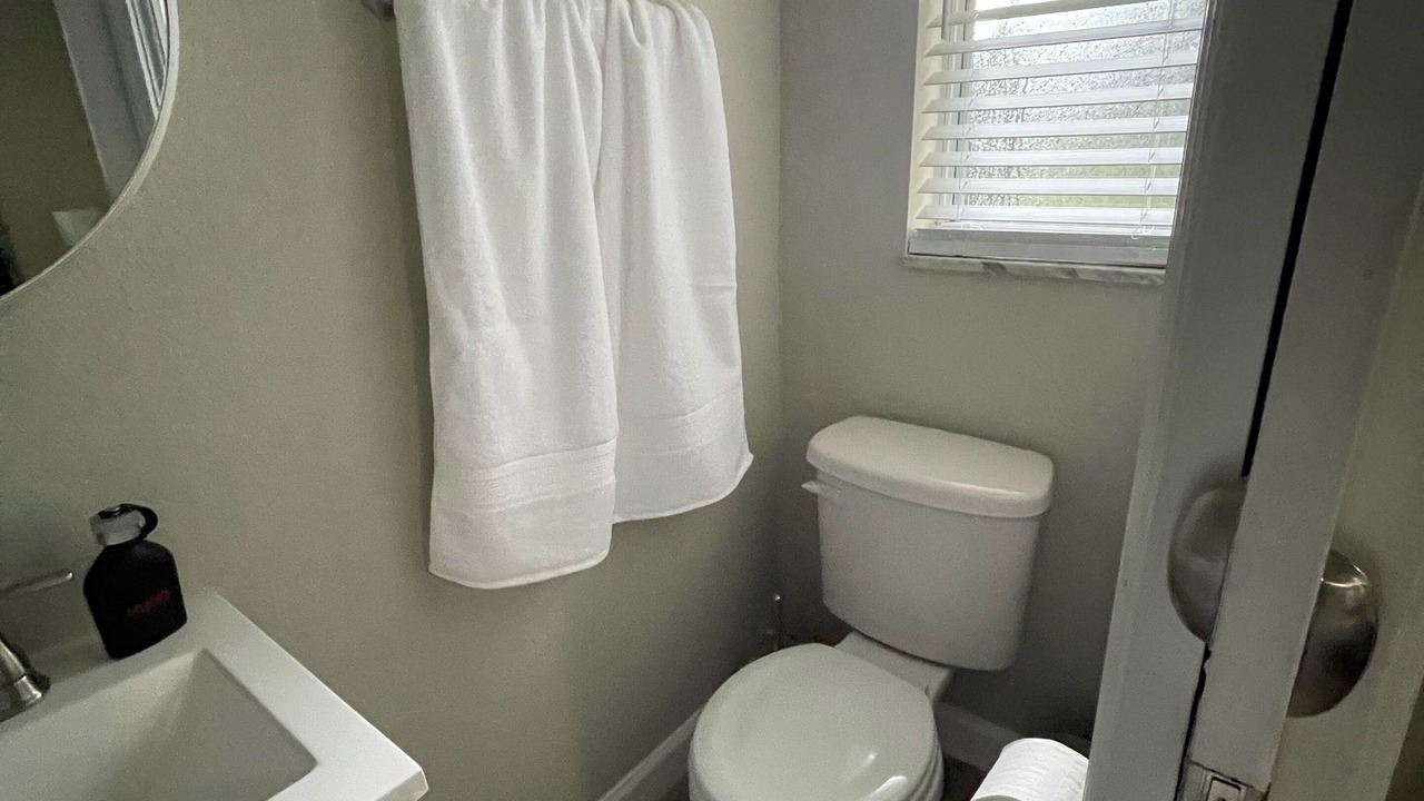 Photo of Bathroom in Eatonville