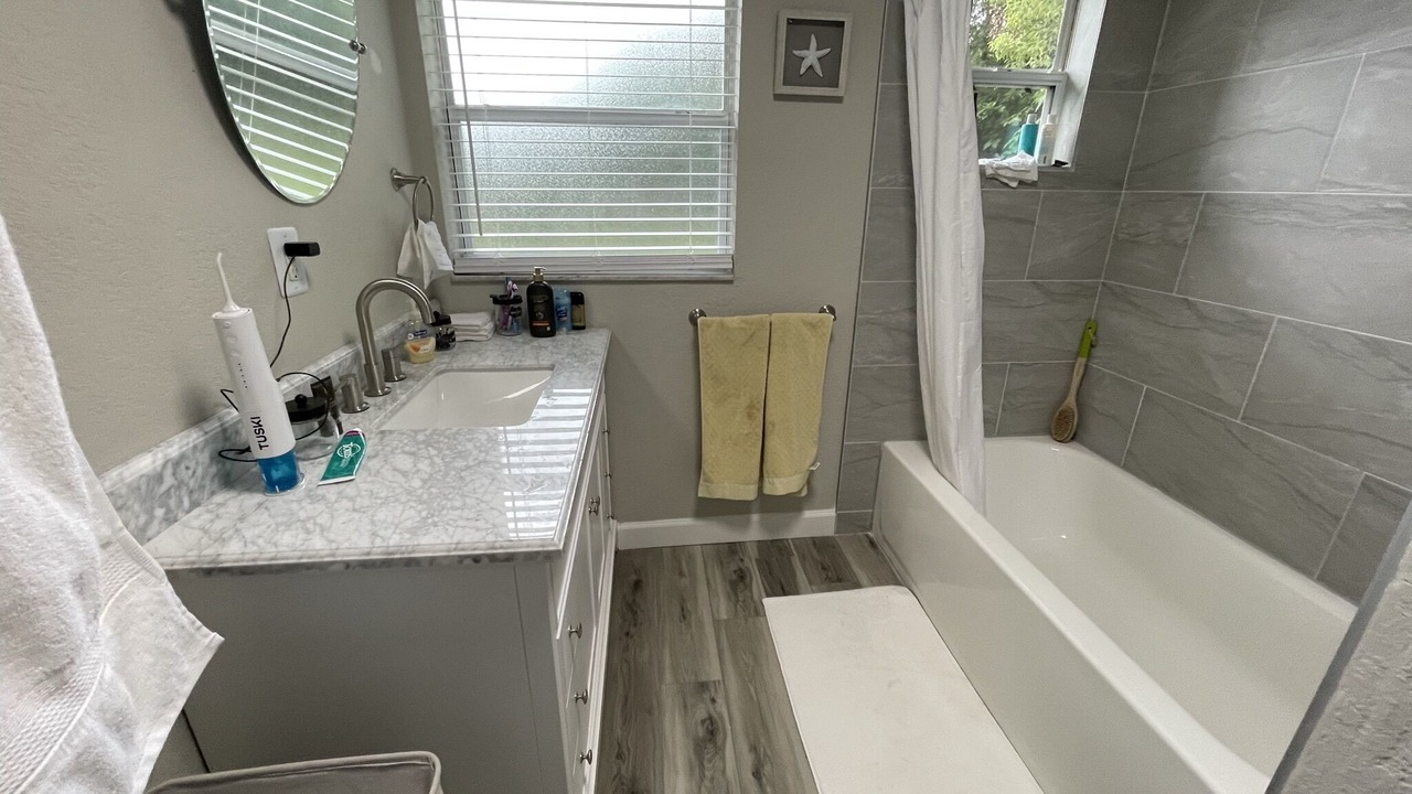 Photo of Bathroom in Eatonville