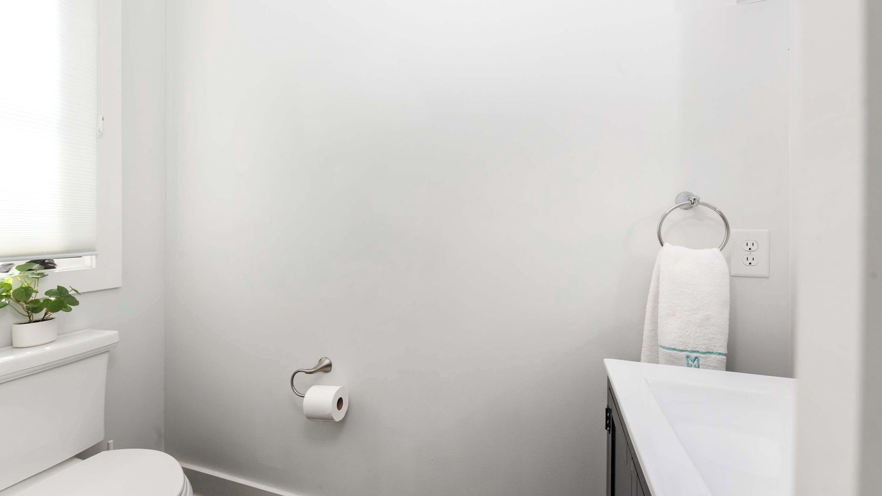 Photo of Bathroom in Poncey-Highland