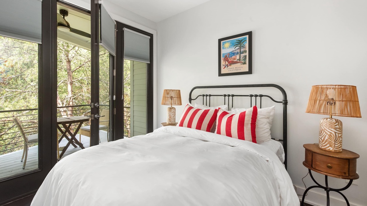 Photo of Bedroom in Poncey-Highland