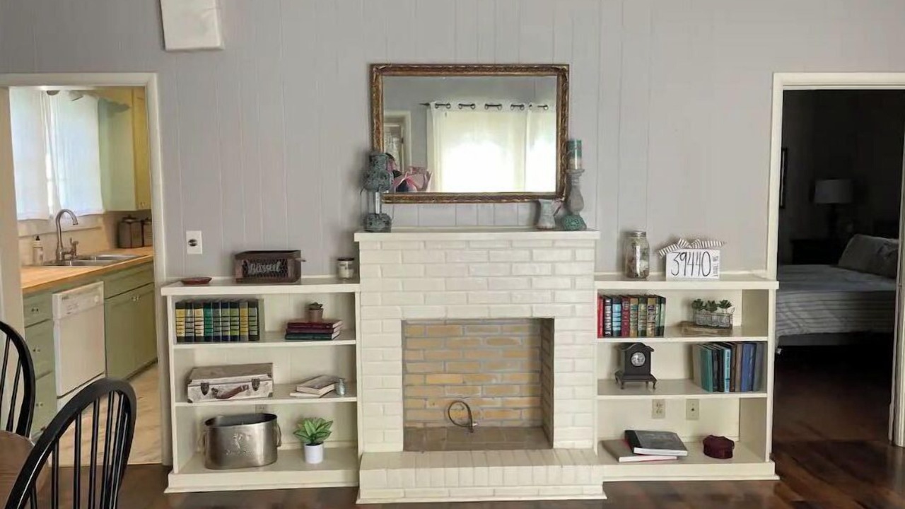 Photo of Bedroom in Laurel