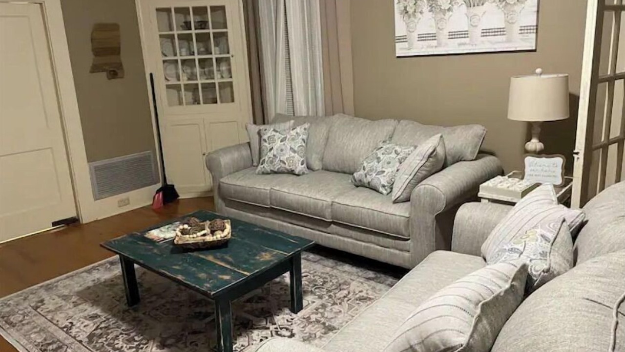 Photo of Livingroom in Laurel