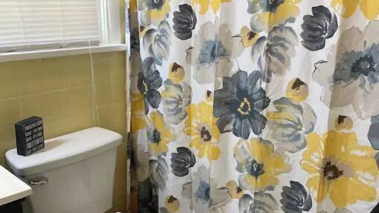Photo of Bathroom in Laurel