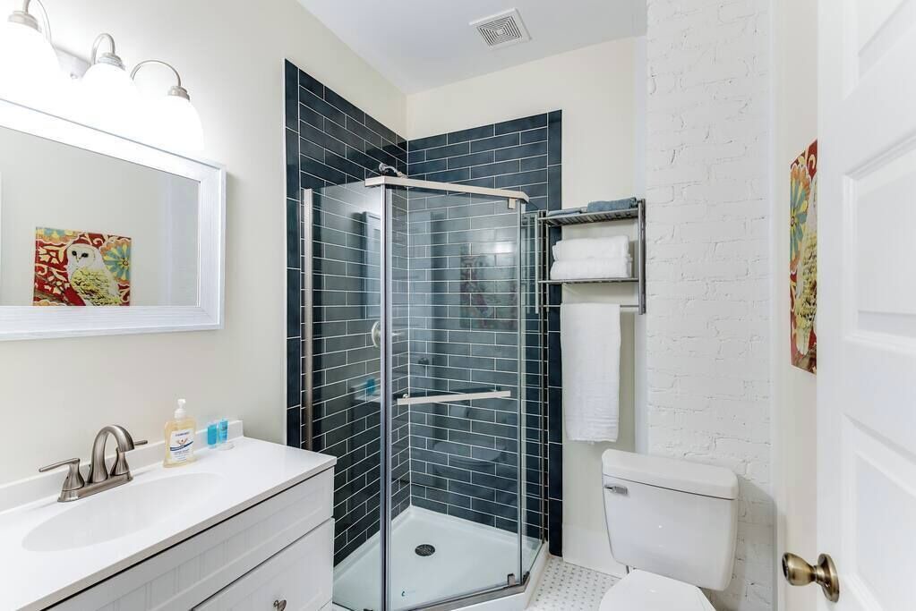 Photo of Bathroom in Taylorville