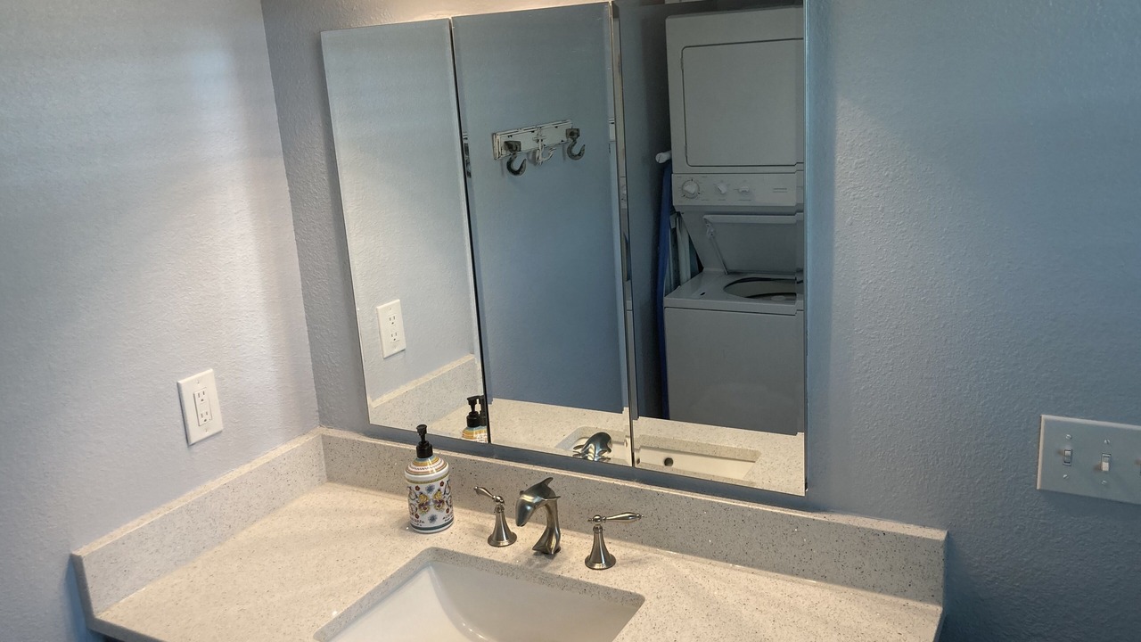 Photo of Bathroom in Ono Island