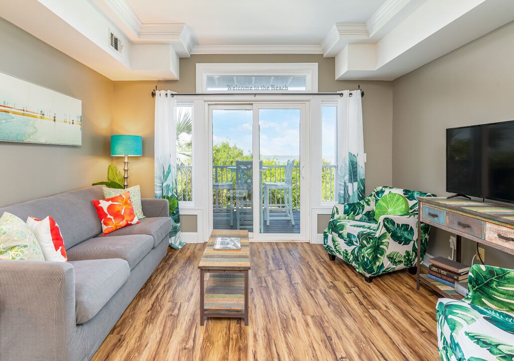 Photo of Livingroom in Tybee Island