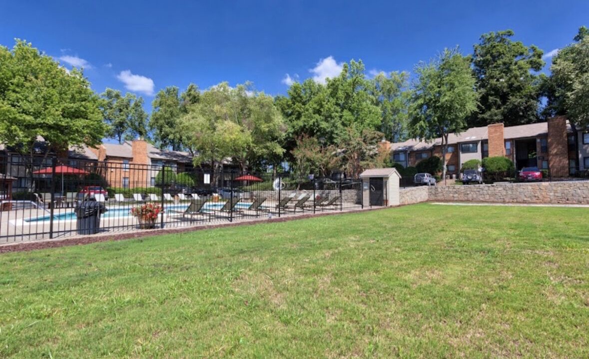 Photo of Outdoor in Buford Highway