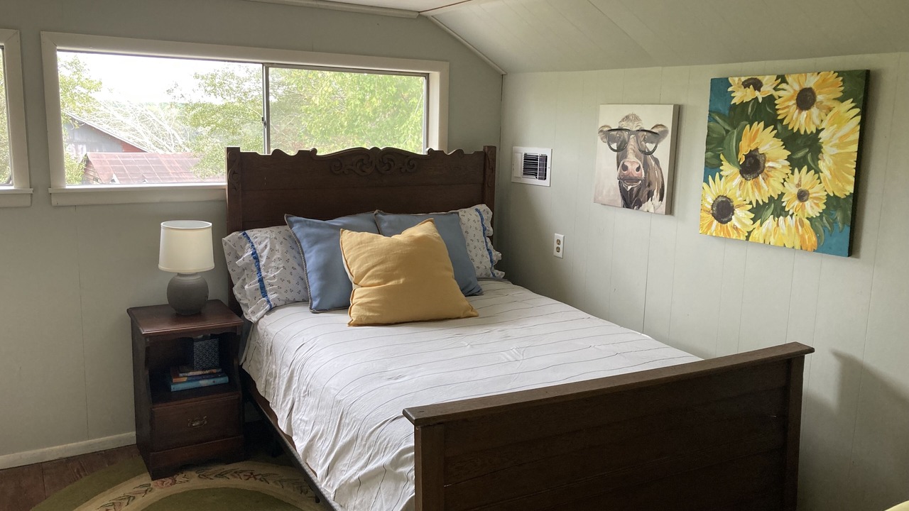 Photo of Bedroom in Collins