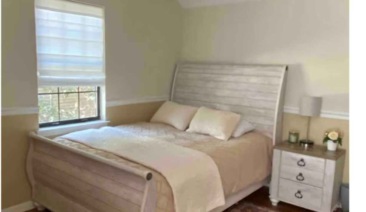 Photo of Bedroom in Daphne