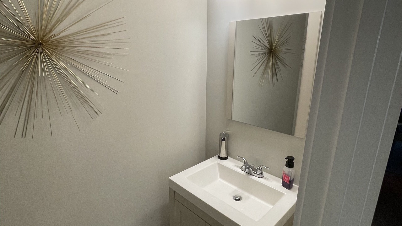 Photo of Bathroom in Mableton