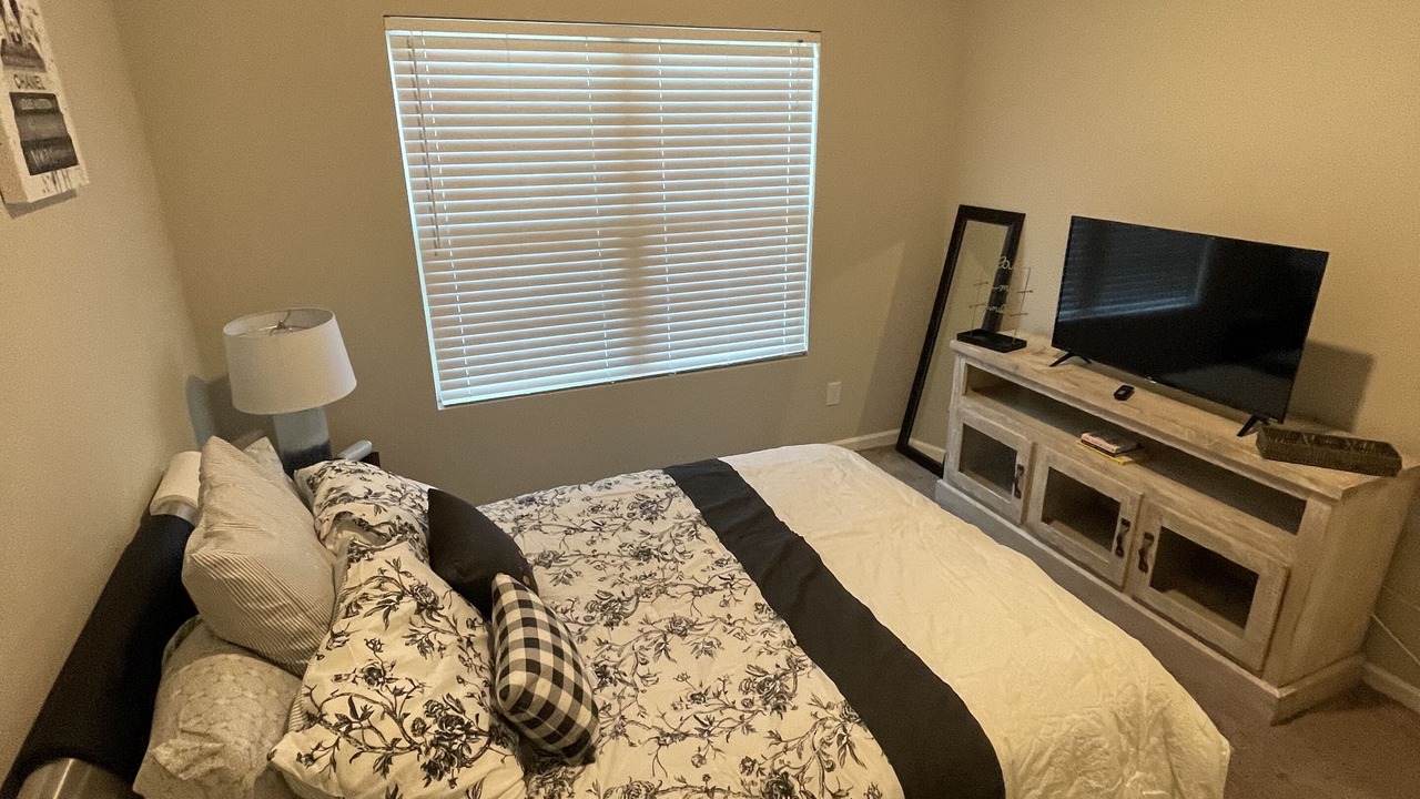 Photo of Bedroom in Mableton