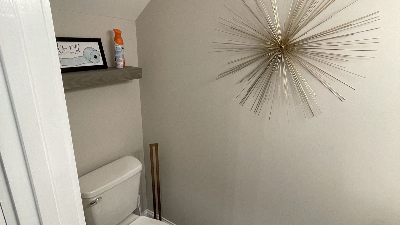 Photo of Bathroom in Mableton