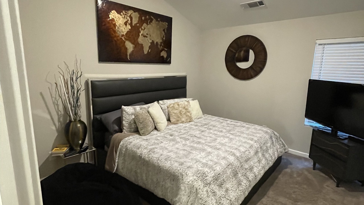Photo of Bedroom in Mableton
