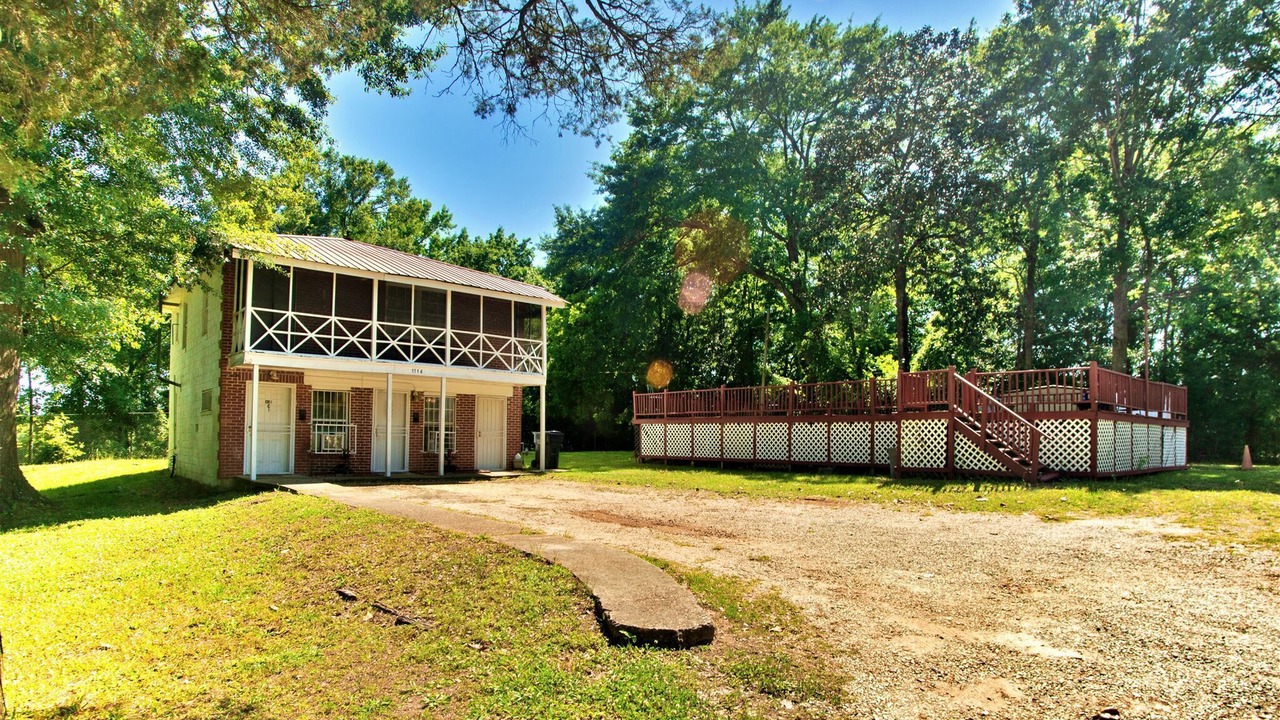 Photo of Others in Tuskegee