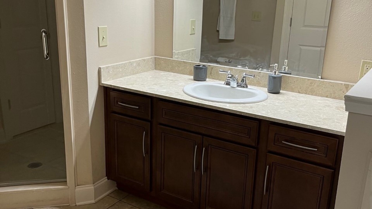 Photo of Bathroom in Elmwood