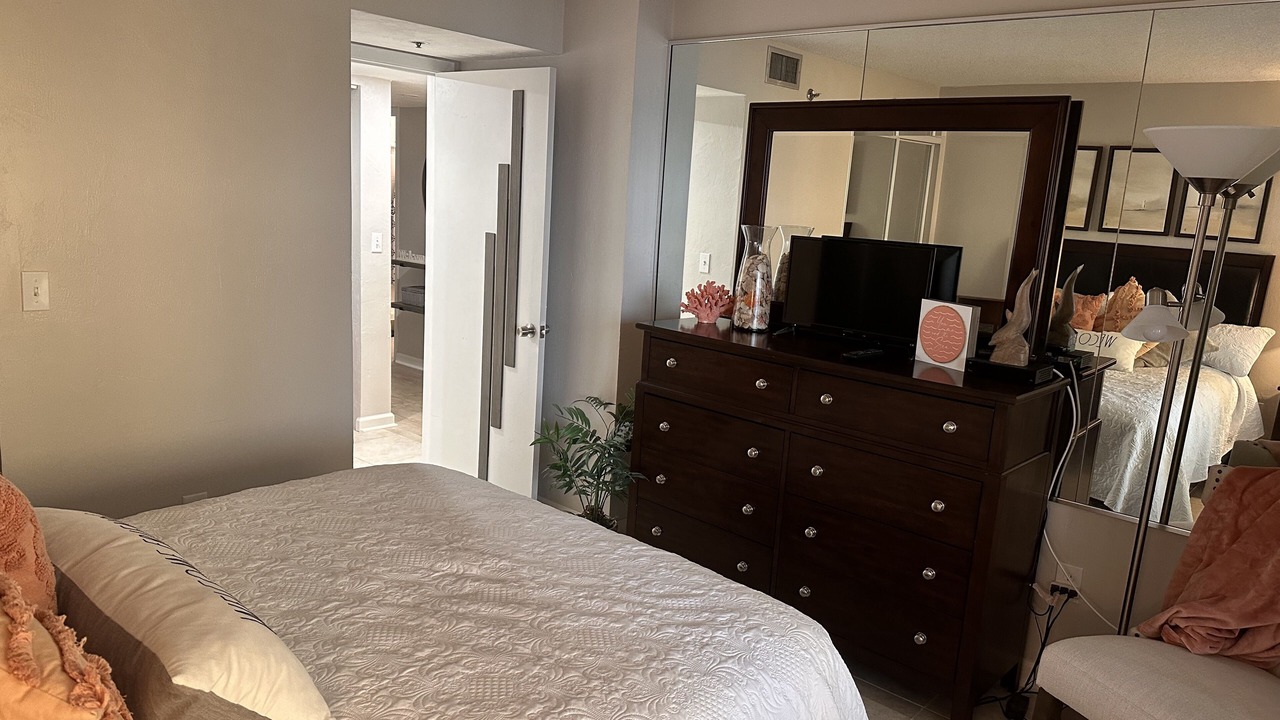 Photo of Bedroom in Daytona Beach Shores