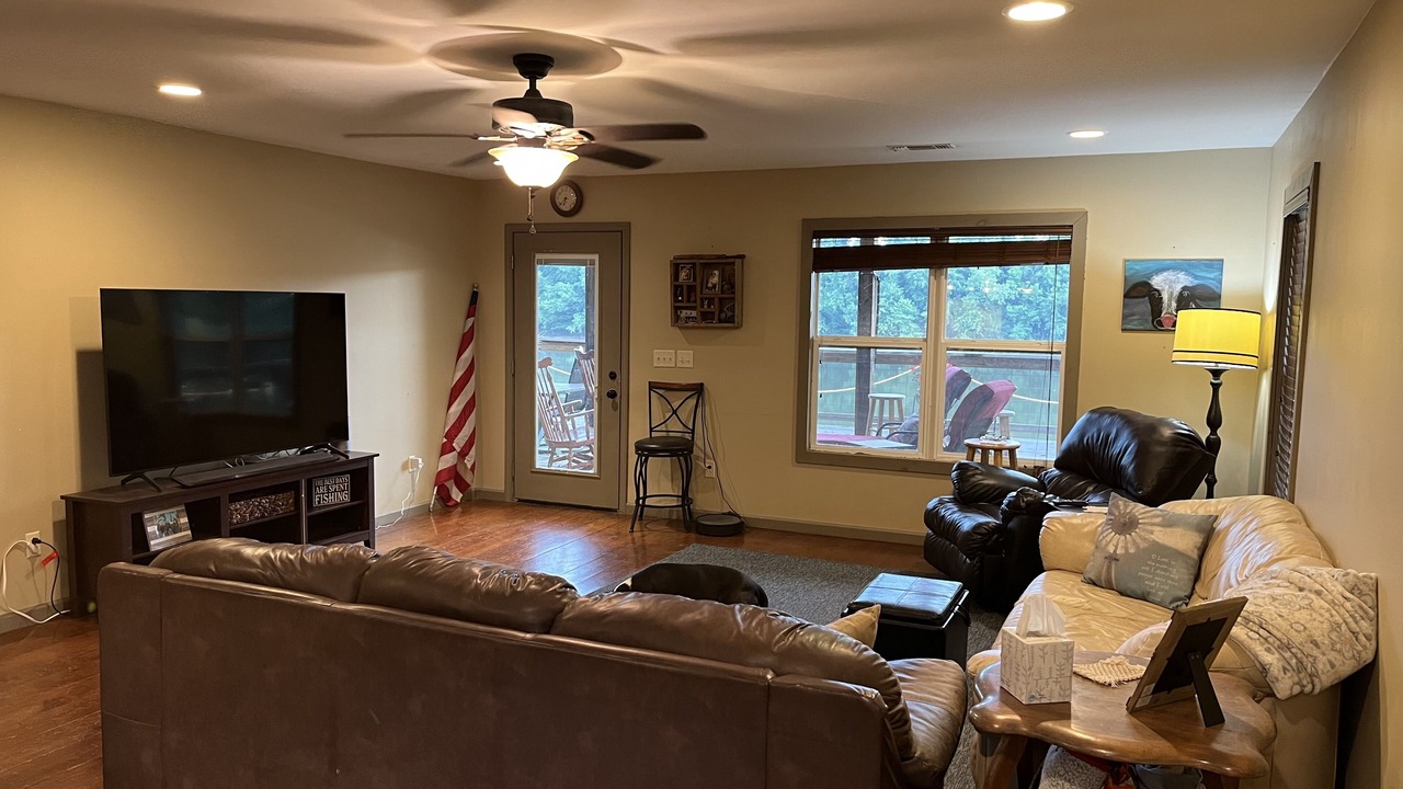 Photo of Livingroom in Moundville