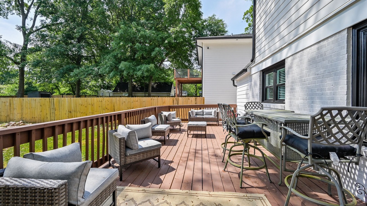 Photo of Outdoor in College Heights