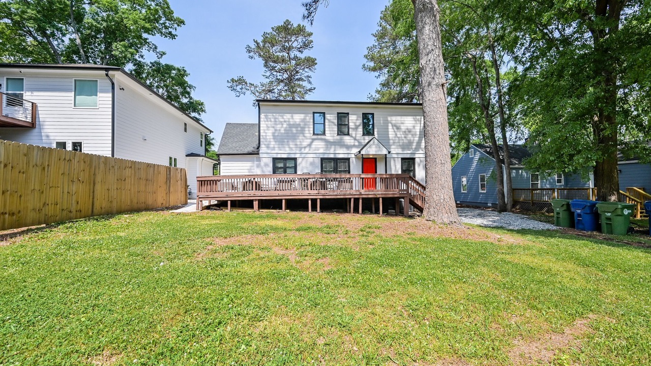 Photo of Outdoor in College Heights